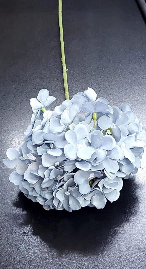 Fir Hortensie Albastru-Gri – Floare Artificială pe Tulpină, Material Textil